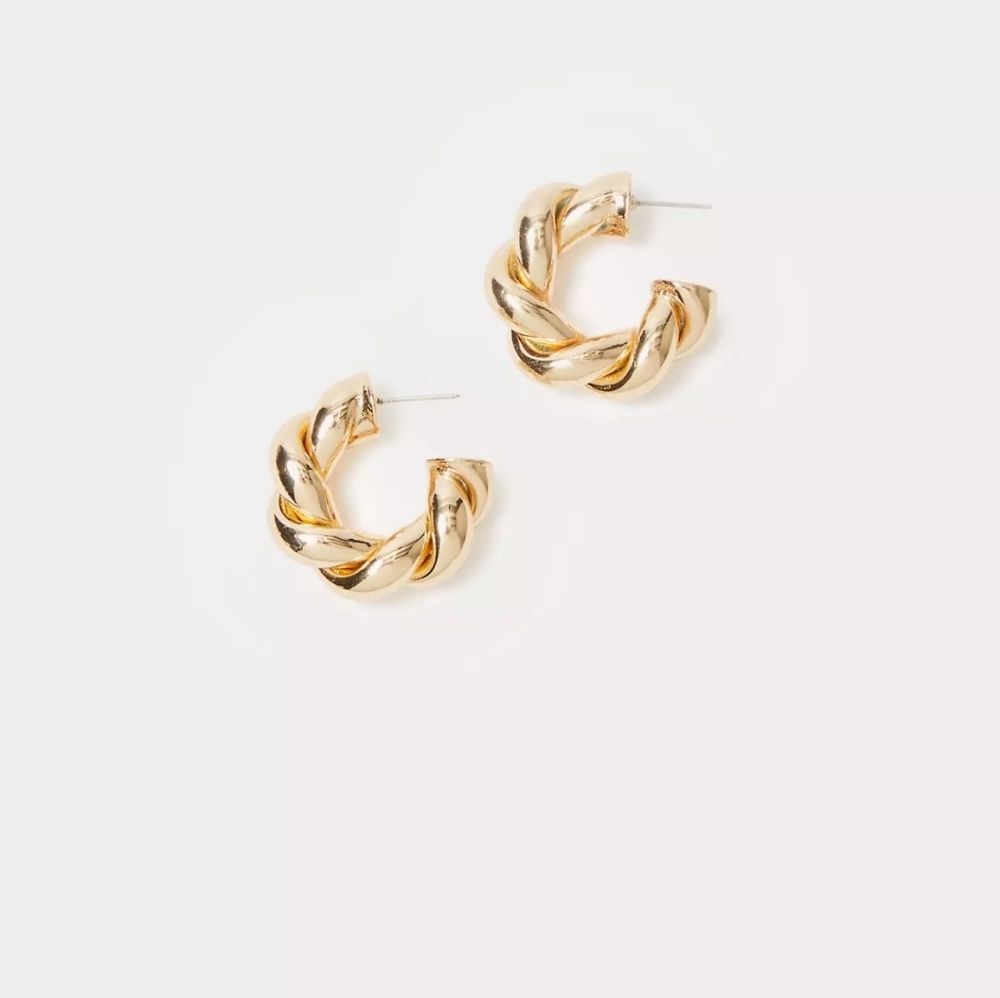 Lilly Pulitzer Gold-Tone Chain Earrings - Picture 5 of 5